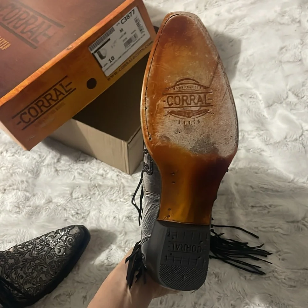 CORRAL handcrafted cowgirl boots! SIZE 10. - Picture 5 of 13
